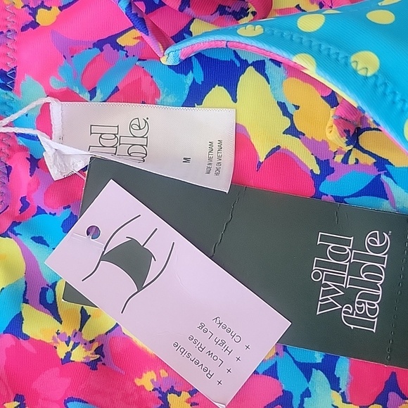 Wild Fable Reversible Slider Top Floral Bikini Set, Size Med - Picture 9 of 10